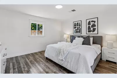 611 E Mc Kinley Ave, Sunnyvale, CA 94086 - Photo 17