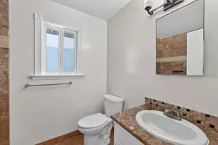 2050 Halterman Ave, Santa Cruz, CA 95062 - Photo 17