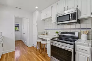 1054 Thornton Way, San Jose, CA 95128 - Photo 9