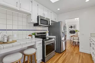 1054 Thornton Way, San Jose, CA 95128 - Photo 11