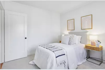 1054 Thornton Way, San Jose, CA 95128 - Photo 23