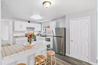 1 Appletree Lane, 1, Hollister, CA 95023 - Photo 13