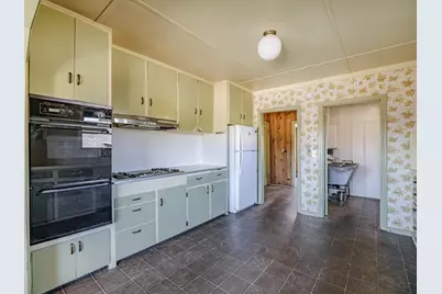 35 Sycamore St, Watsonville, CA 95076 - Photo 17