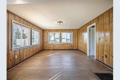 35 Sycamore St, Watsonville, CA 95076 - Photo 9
