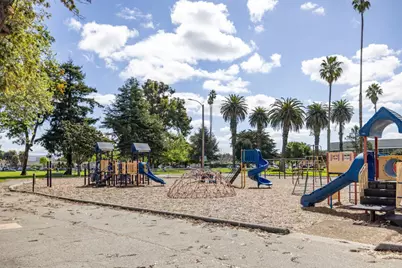 62 Buena Vista St, Salinas, CA 93901 - Photo 57