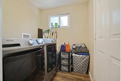 3713 18th Ave, Sacramento, CA 95820 - Photo 13