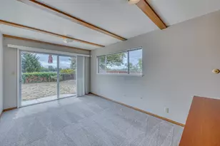 1626 Cambrian Dr, Salinas, CA 93906 - Photo 9