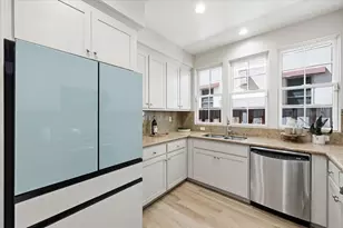 936 Valencia Ave, Mountain View, CA 94040 - Photo 9