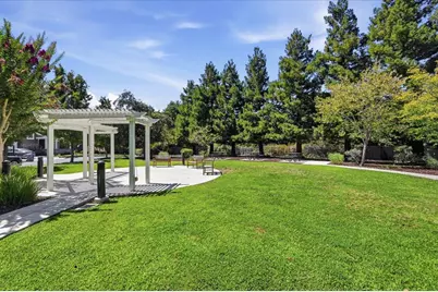 936 Valencia Ave, Mountain View, CA 94040 - Photo 37