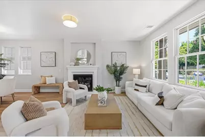 936 Valencia Ave, Mountain View, CA 94040 - Photo 1