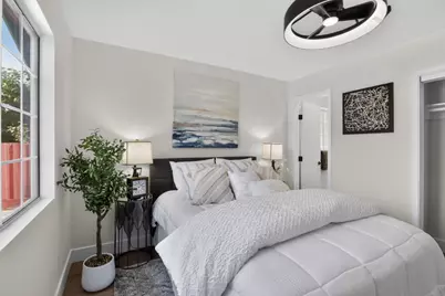 1145 Henderson Ave, Menlo Park, CA 94025 - Photo 15