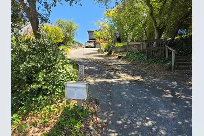256 Sausalito St, Corte Madera, CA 94925 - Photo 3