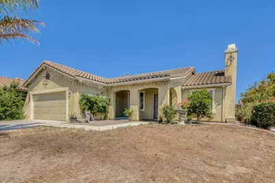 222 Vineyard Dr, Greenfield, CA 93927 - Photo 1