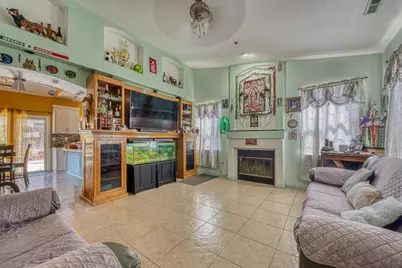 222 Vineyard Dr, Greenfield, CA 93927 - Photo 3