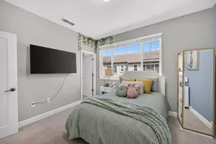 833 Lotus Flower Loop, San Jose, CA 95123 - Photo 23