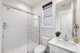 1652 Wonderland Way Way, Hayward, CA 94545 - Photo 31