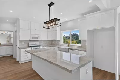 14020 Tres Ninas Ct, Watsonville, CA 95076 - Photo 5