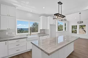 14020 Tres Ninas Ct, Watsonville, CA 95076 - Photo 7