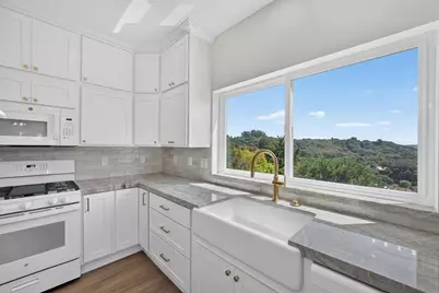 14020 Tres Ninas Ct, Watsonville, CA 95076 - Photo 9