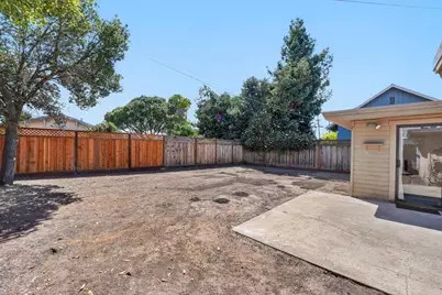 Maple St, Aptos, CA 95003 - Photo 21