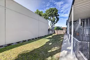 165 Blossom Hl 410, San Jose, CA 95123 - Photo 7