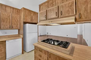165 Blossom Hl 410, San Jose, CA 95123 - Photo 29