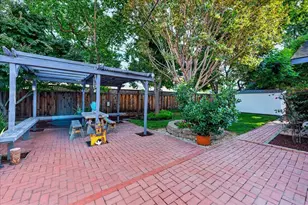 2318 Maximilian Dr, Campbell, CA 95008 - Photo 37