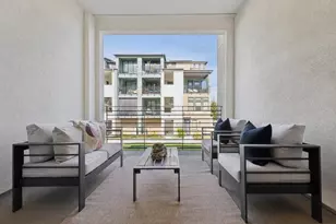 253 Waters Park Cir, San Mateo, CA 94403 - Photo 15