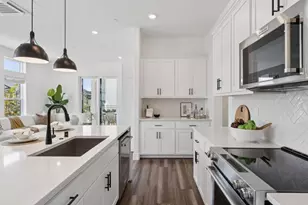 253 Waters Park Cir, San Mateo, CA 94403 - Photo 11
