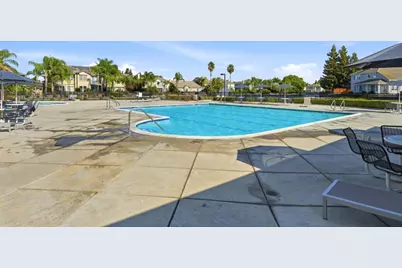 1320 Eastlake Cir, Tracy, CA 95304 - Photo 59
