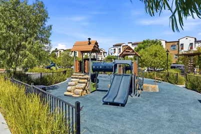 2733 Sorano Ct 6, San Jose, CA 95111 - Photo 37