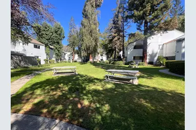 1055 N Capitol Ave 66, San Jose, CA 95133 - Photo 29