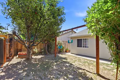 1051 Marianelli Ct, San Jose, CA 95112 - Photo 31