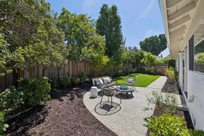 1086 Robbia Dr, Sunnyvale, CA 94087 - Photo 27