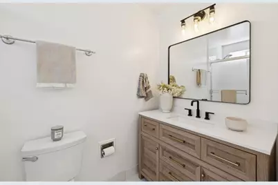 1086 Robbia Dr, Sunnyvale, CA 94087 - Photo 19