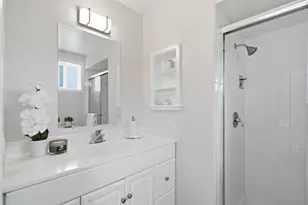 Maxine Ave, San Mateo, CA 94401 - Photo 11