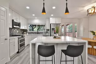 1619 Hallbrook Dr, San Jose, CA 95124 - Photo 3