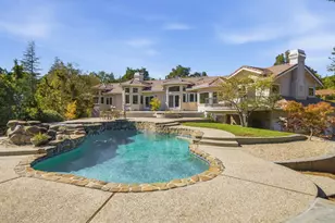 27960 Roble Blanco Ct, Los Altos Hills, CA 94022 - Photo 47