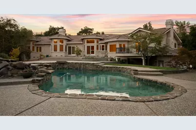 27960 Roble Blanco Ct, Los Altos Hills, CA 94022 - Photo 51