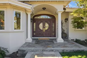 27960 Roble Blanco Ct, Los Altos Hills, CA 94022 - Photo 3