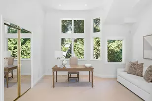 27960 Roble Blanco Ct, Los Altos Hills, CA 94022 - Photo 29