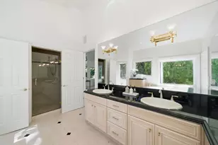 27960 Roble Blanco Ct, Los Altos Hills, CA 94022 - Photo 33