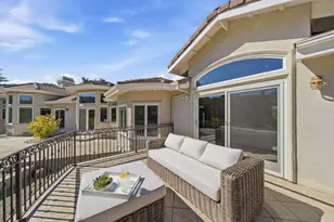 27960 Roble Blanco Ct, Los Altos Hills, CA 94022 - Photo 39