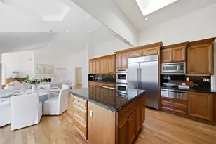 27960 Roble Blanco Ct, Los Altos Hills, CA 94022 - Photo 13