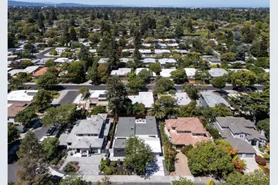 947 Colonial Ln, Palo Alto, CA 94303 - Photo 27