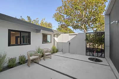 947 Colonial Ln, Palo Alto, CA 94303 - Photo 3
