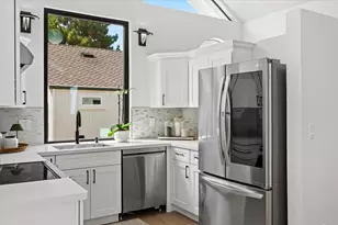 128 Promethean Way, Mountain View, CA 94043 - Photo 5