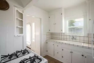 196 N 17th St, San Jose, CA 95112 - Photo 9