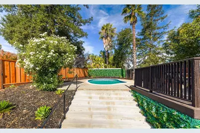 17293 Sereno Ct, Monte Sereno, CA 95030 - Photo 19
