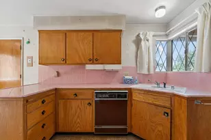 1264 Matterhorn Dr, San Jose, CA 95132 - Photo 11